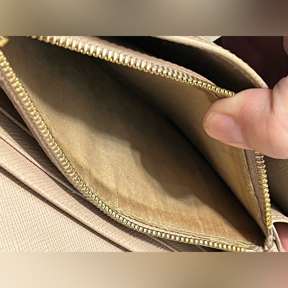 PRADA Saffiano Metal Bar Continental Flap Wallet Argila - Picture 12 of 16